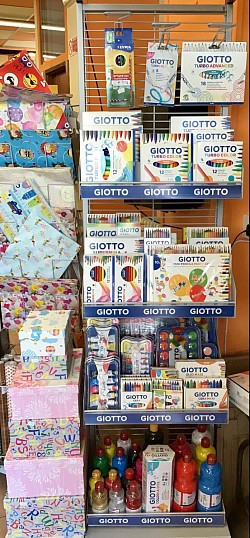 Scatole // colori Giotto
